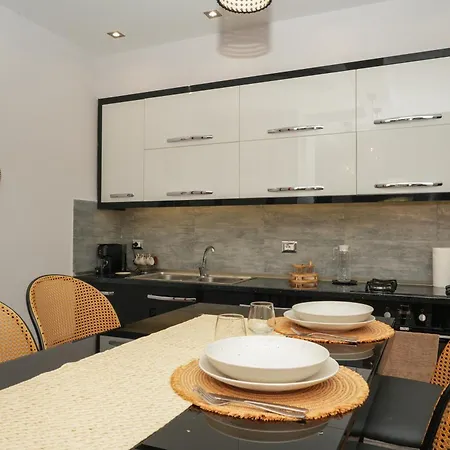 Apartment Dor