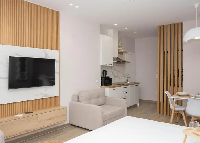 Dor Apartament *