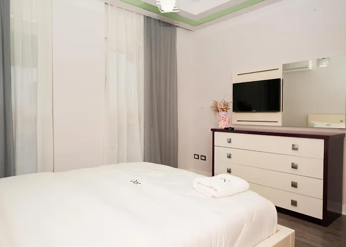 Dor Apartament *
